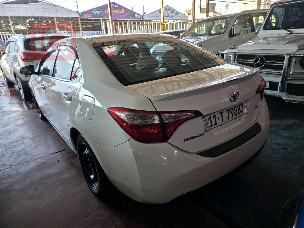 تۆیۆتا کۆرۆلا